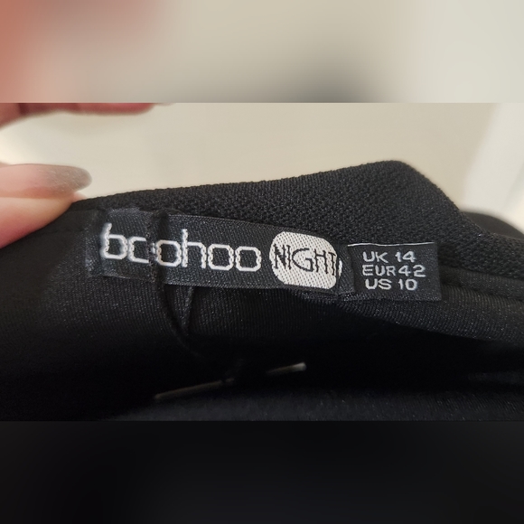 Halter Neck Cold Shoulder Ruffle Jumpsuit/ Black - Size 14AU - Picture 4 of 7